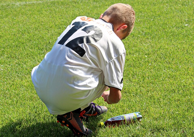 埃蒂安以他 埃蒂安以他